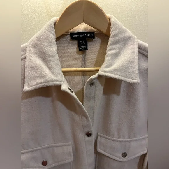 Shaket - Picture 2 of 3